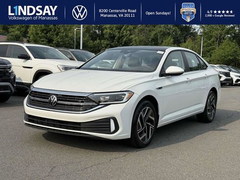 Used 2024 Volkswagen Jetta SEL image 6