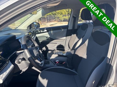 Used 2023 Volkswagen Taos S image 14