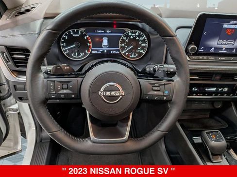 Used 2023 Nissan Rogue SV w/ SV Premium B Package AWD/4WD image 16