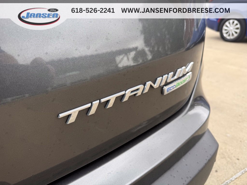 Used 2019 Ford Edge Titanium w/ Equipment Group 301A FWD image 7
