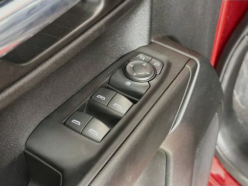 Used 2022 Chevrolet Silverado 1500 Custom w/ Safety Confidence Package RWD image 21