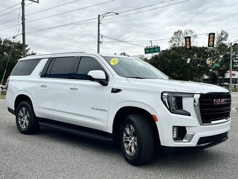 Used 2022 GMC Yukon XL SLE image 27