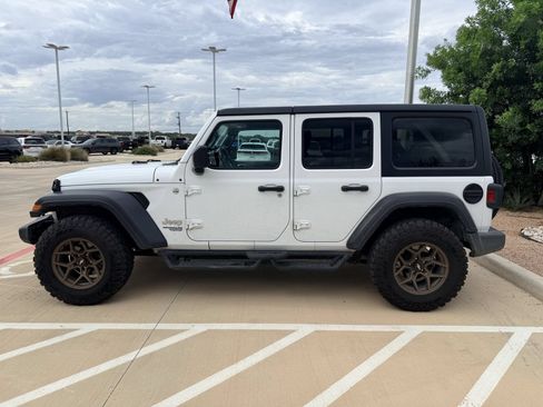 Used 2019 Jeep Wrangler Unlimited Sport S AWD/4WD image 5