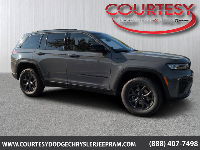 New 2027 Jeep Grand Cherokee Altitude RWD image 1