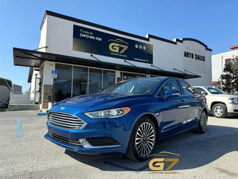 Used 2018 Ford Fusion SE w/ Fusion SE Technology Package FWD image 1