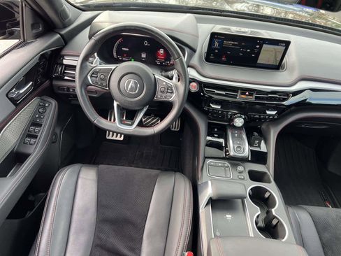 Used 2023 Acura MDX A-Spec image 16