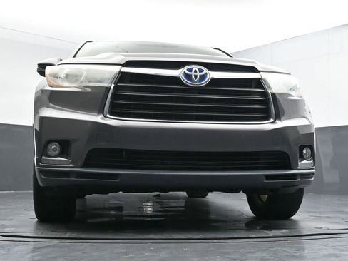 Used 2015 Toyota Highlander Limited image 19
