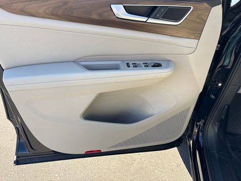 New 2026 Volkswagen Atlas SE image 10