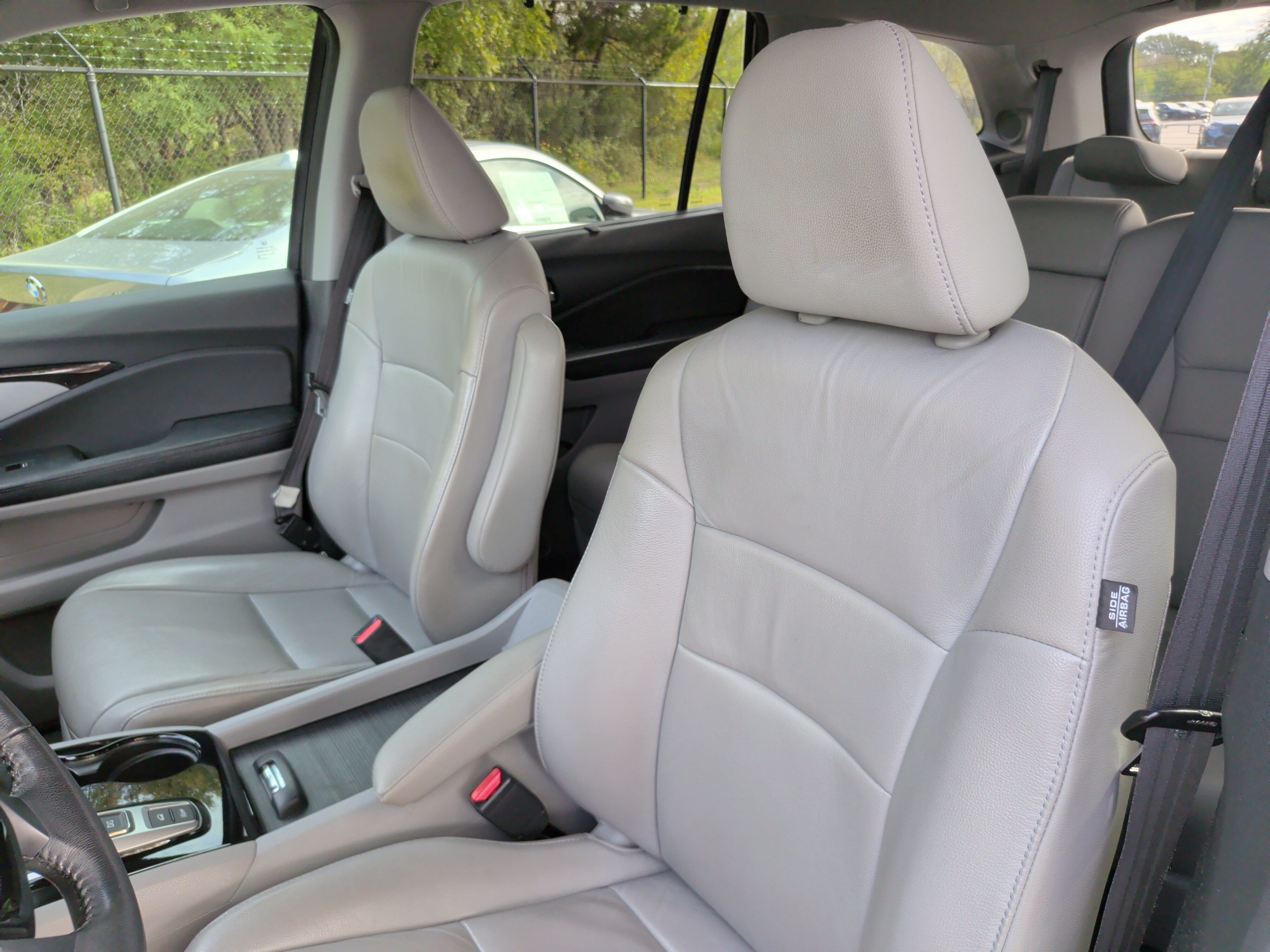 Used 2016 Honda Pilot Touring image 25
