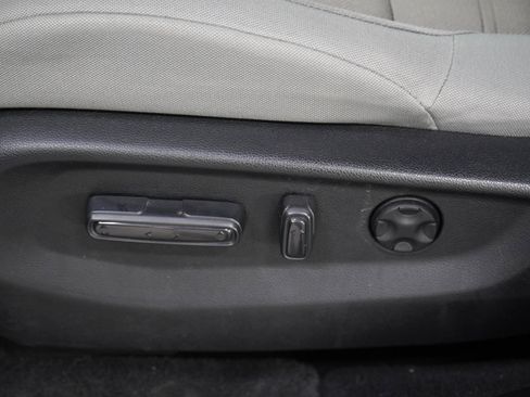 Used 2017 Honda CR-V EX image 21