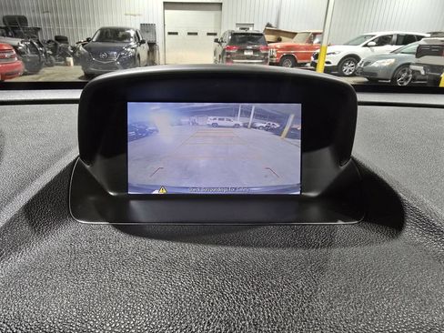 Used 2016 Buick Encore Convenience AWD/4WD image 36