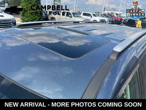 Used 2025 Kia Carnival SX FWD image 9