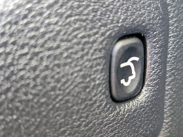 Used 2021 Jeep Grand Cherokee Laredo X AWD/4WD image 9