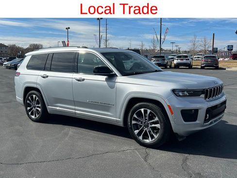 Used 2024 Jeep Grand Cherokee L Overland w/ Trailer Tow Package AWD/4WD image 4