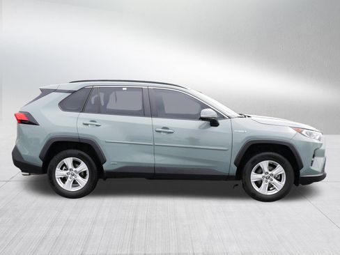 Certified 2021 Toyota RAV4 XLE w/ Convenience Package AWD/4WD image 8