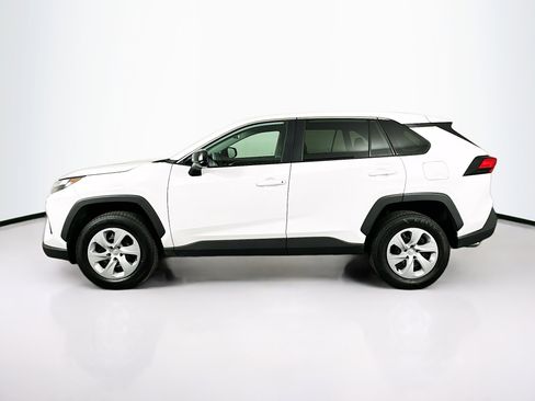 Used 2024 Toyota RAV4 LE image 4
