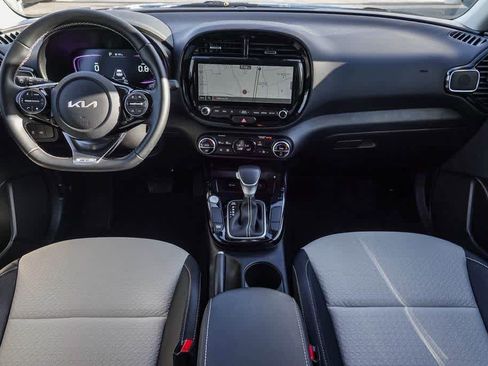 Certified 2024 Kia Soul GT-Line image 10