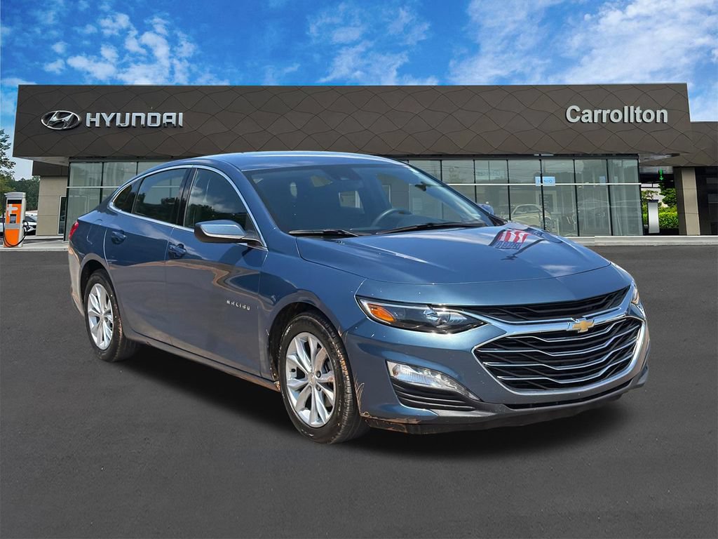Used 2025 Chevrolet Malibu LT FWD image 3