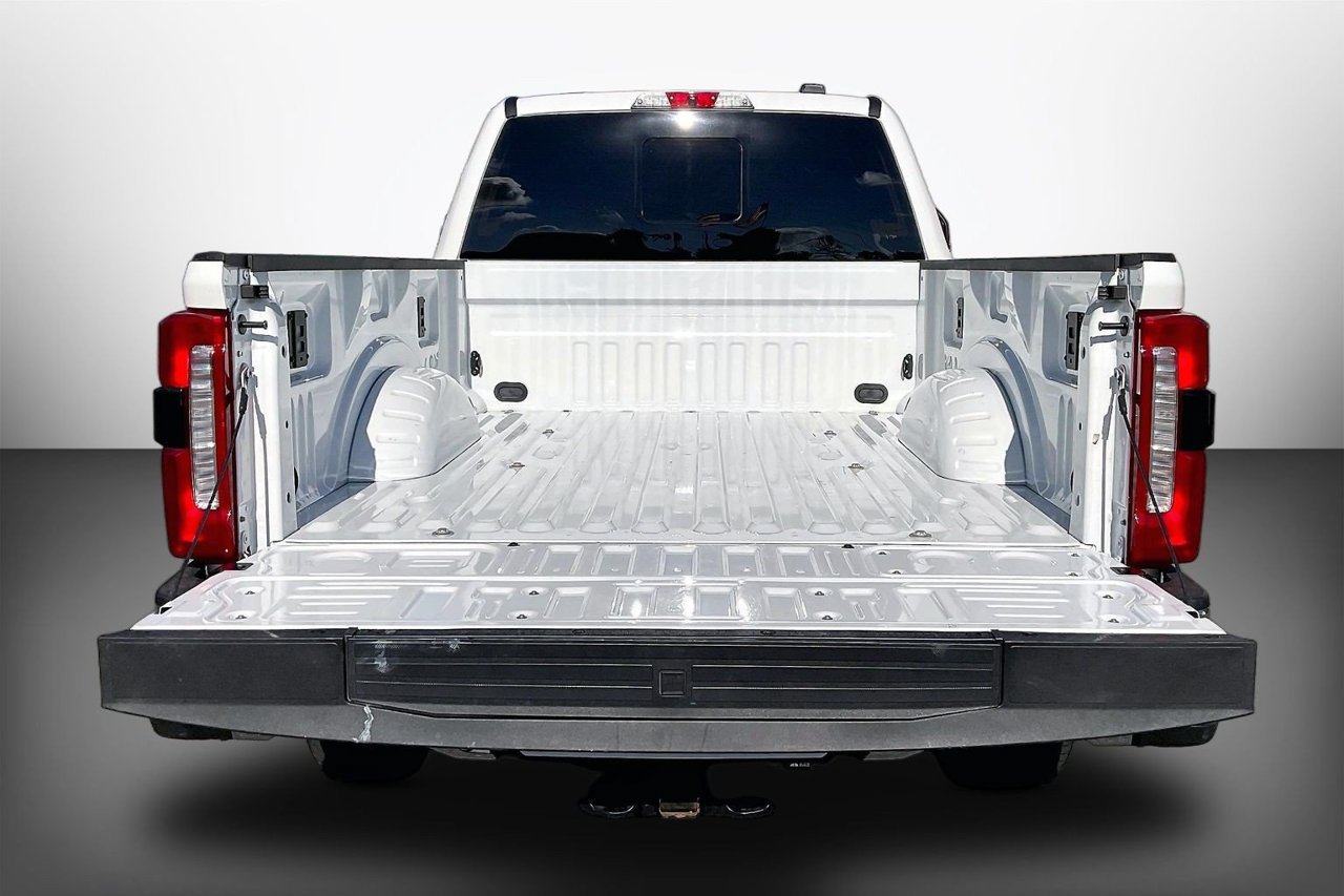 Used 2025 Ford F250 King Ranch w/ Chrome Package AWD/4WD image 27