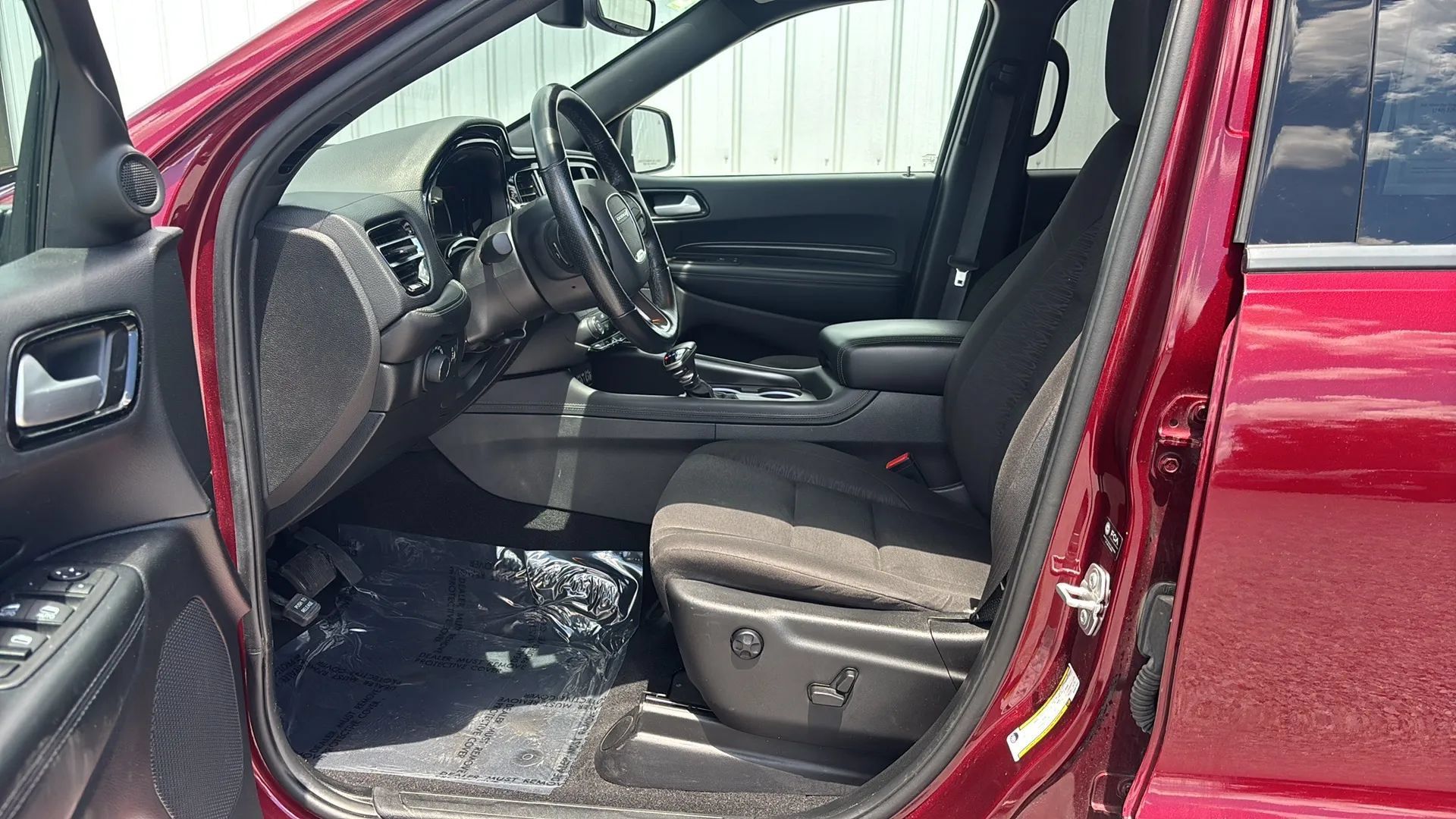 Used 2023 Dodge Durango SXT AWD/4WD image 19