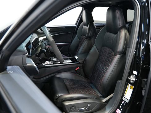 Used 2021 Audi RS 6 w/ Carbon Optic Package image 30