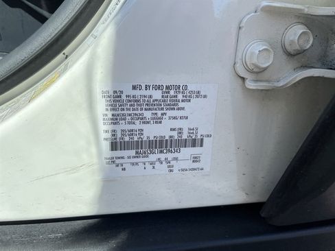 Used 2021 Ford EcoSport SE w/ SE Convenience Package AWD/4WD image 40