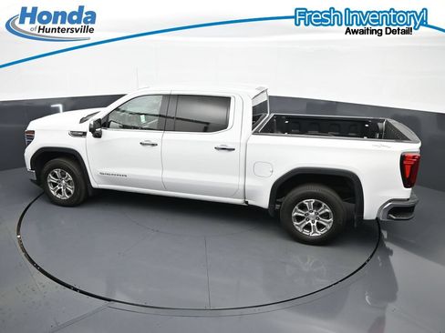 Used 2025 GMC Sierra 1500 SLT AWD/4WD image 20