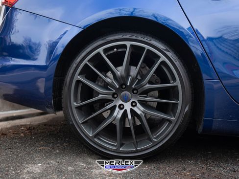 Used 2019 Maserati Ghibli S GranSport image 11