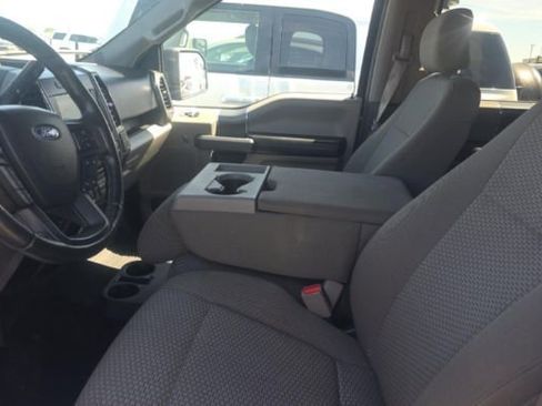 Used 2017 Ford F150 XLT w/ Equipment Group 302A Luxury image 7