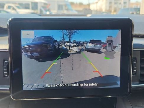 Certified 2023 Ford Explorer XLT w/ Equipment Group 202A AWD/4WD image 21