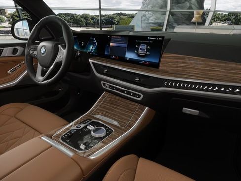 Used 2026 BMW X5 xDrive50e w/ Executive Package image 28