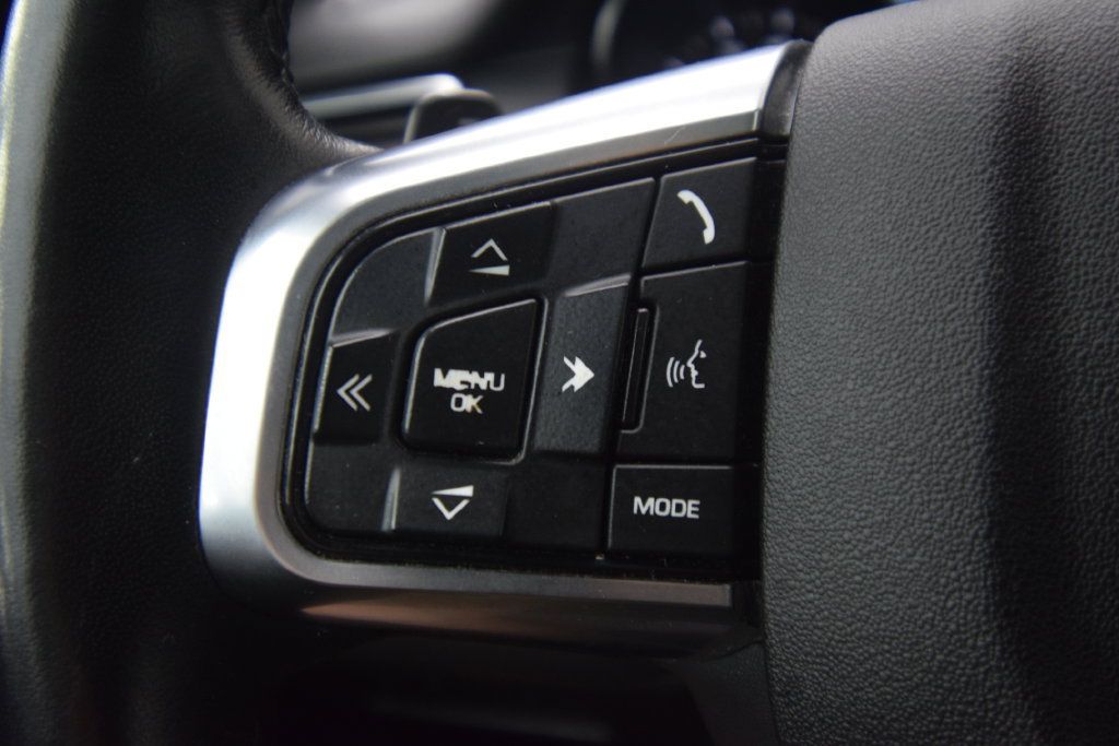 Used 2019 Land Rover Discovery Sport HSE AWD/4WD image 33