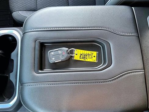 Used 2021 Chevrolet Silverado 1500 RST image 36