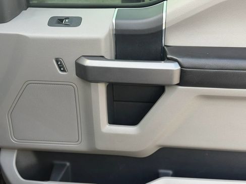Used 2020 Ford F150 XLT RWD image 10
