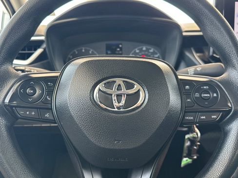 Used 2023 Toyota Corolla LE w/ Carpet Mat Package (TMS) FWD image 21