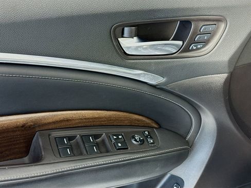 Used 2019 Acura MDX SH-AWD w/ Advance Package image 25