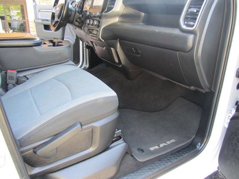 Used 2022 RAM 2500 Big Horn AWD/4WD image 17