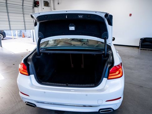 Used 2018 BMW 540i xDrive image 63