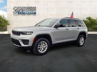 New 2025 Jeep Grand Cherokee Laredo X w/ Luxury Tech Group I