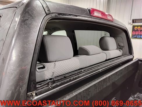 Used 2011 Toyota Tundra 4x4 CrewMax w/ SR5 Pkg image 15