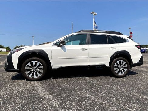 Used 2025 Subaru Outback Limited AWD/4WD image 5