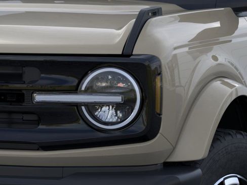 New 2025 Ford Bronco Outer Banks image 22