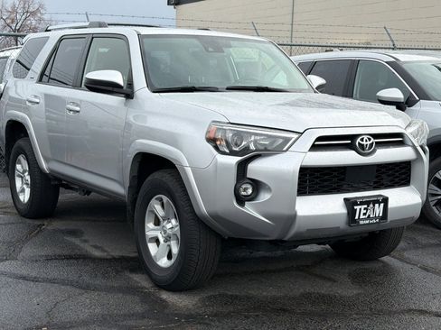 Used 2024 Toyota 4Runner SR5 image 2
