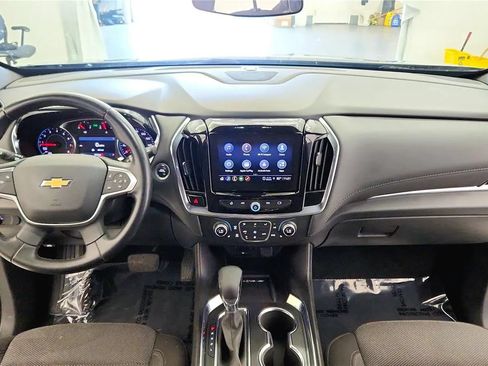 Used 2023 Chevrolet Traverse LT FWD image 35