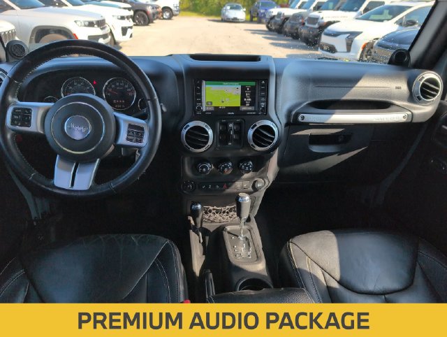 Used 2014 Jeep Wrangler Unlimited Rubicon AWD/4WD image 25