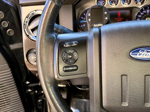 Used 2015 Ford F250 Platinum w/ FX4 Off-Road Package image 22