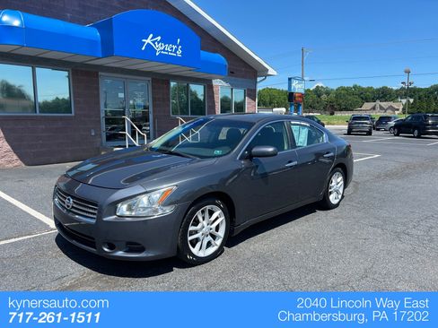 Used 2010 Nissan Maxima 3.5 S FWD image 1