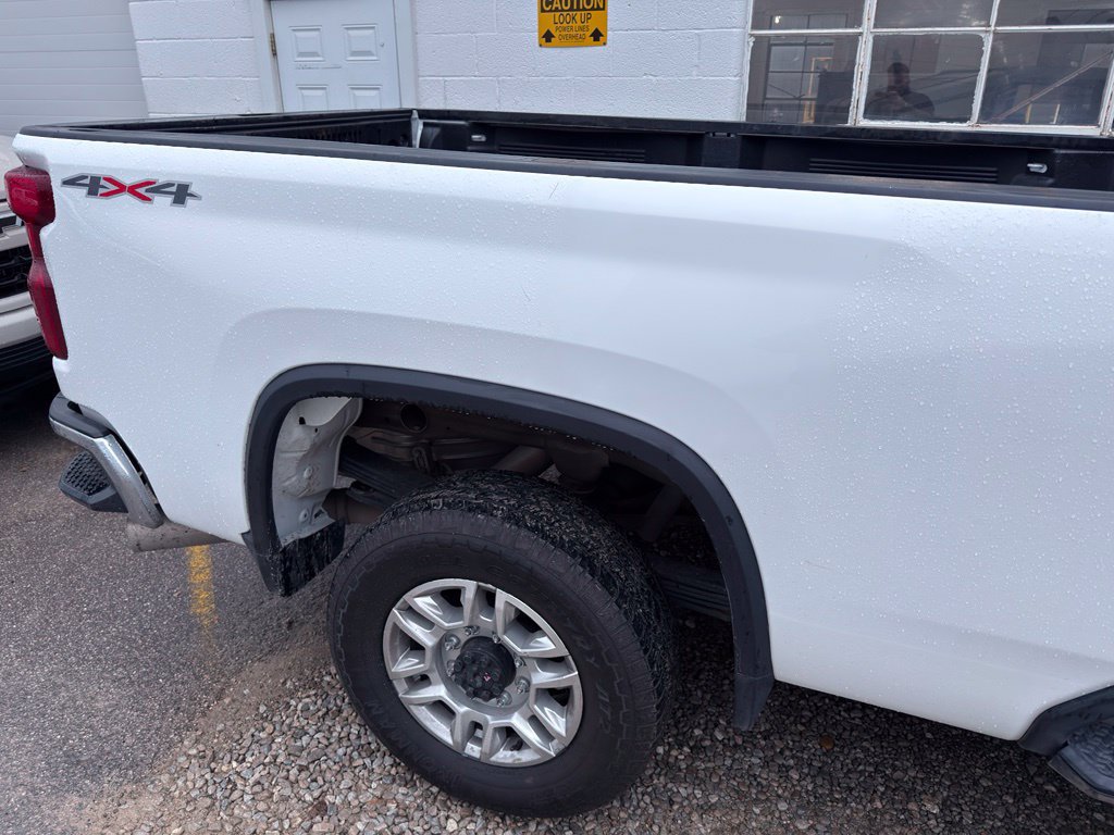 Used 2025 Chevrolet Silverado 2500 LT w/ Convenience Package AWD/4WD image 40