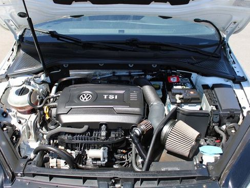 Used 2017 Volkswagen GTI S FWD image 15