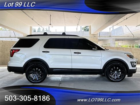 Used 2016 Ford Explorer Sport w/ Equipment Group 401A AWD/4WD image 5